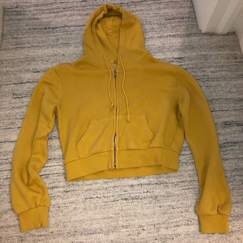 Brandy Melville yellow cropped sweater